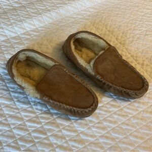 L.L. Bean  Suede Slippers men’s size 9